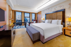 凡于跨年当晚正在美食汇自帮餐厅用餐